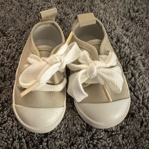 Baby Gap NEW Sneakers